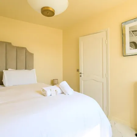 Belle Vue Vi4394 By Riviera Homes Villa